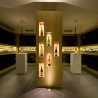 Solution complète pour cave à vin : Meuble de présentation en bois massif pour bouteilles de vin, étagère à vin en bois pour hôtel, villa, salle de dégustation