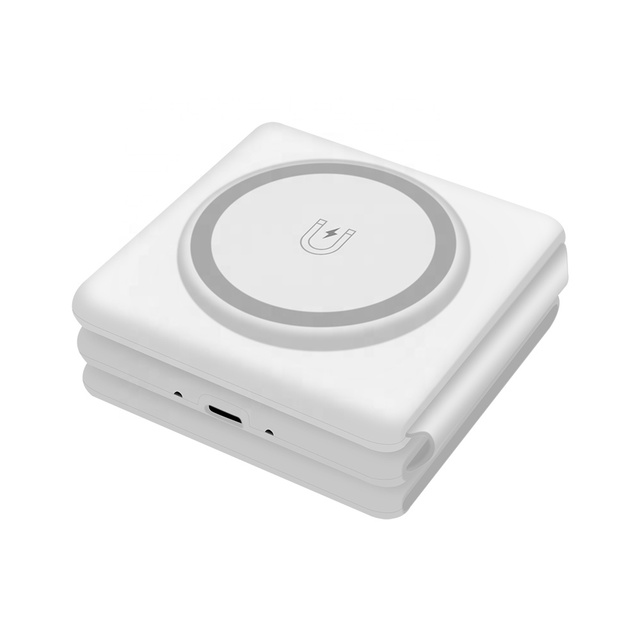 2025 Popular Multifunctional Charger 3 in 1 Wireless Charging Desktop Wireless Charging Station for Phone