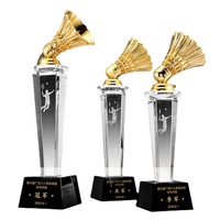 Trofeo de Bádminton Metálico 3D Personalizado al por Mayor, Trofeos de Bádminton de Cristal K9 Transparente, Medallas y Placas