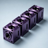 Bloc de collecteur en aluminium usiné CNC de précision sur mesure, anodisé violet, pour équipement industriel