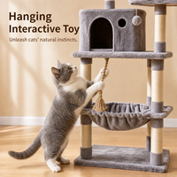 Tour à chat multi-niveaux avec condo en peluche, hamac pour chat, jouets suspendus, poteau en sisal naturel, base en bois d'ingénierie, OEM ODM