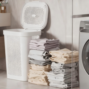 Panier à linge couvert en plastique extra large à roulettes Panier à linge sale simple pour chambre à coucher, salle de bain et salon - Product Image 6