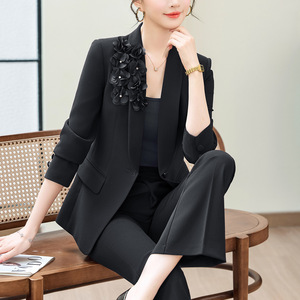 French Plus Size Red Suit Set For Women 2026 New Style High End Floral Jacket Flared Pants Two Piece Set Work Spring Casual - Product Image 2