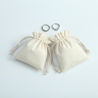 Pochette à cordon en coton beige 5*7cm pour bijoux, sac d'emballage pour bagues en lin avec cordon en coton, portable et personnalisable