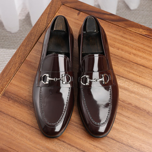 Chaussures décontractées en cuir pour fêtes et mariages. Design à la mode pour chaussures en cuir pour hommes - Product Image 1