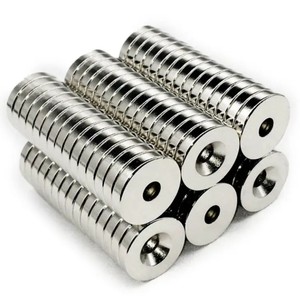 Puissant matériau magnétique industriel N35 anneau de montage de trou de vis de terre rare aimants en néodyme avec tête fraisée pour volets - Product Image 1