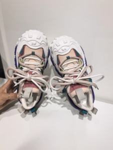Chaussures robustes à semelle crantée et cloutée, design personnalisé, avec étiquette d'identification, marque privée, prêtes à expédier - Product Image 5
