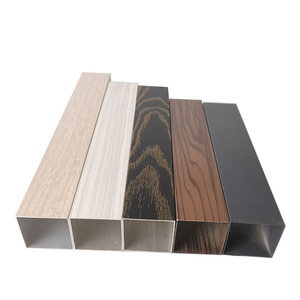 Partición <span class=keywords><strong>de</strong></span> tubo <span class=keywords><strong>de</strong></span> <span class=keywords><strong>aluminio</strong></span> vertical blanca Divisor <span class=keywords><strong>de</strong></span> espacio <span class=keywords><strong>de</strong></span> <span class=keywords><strong>aluminio</strong></span> montado en el piso <span class=keywords><strong>para</strong></span> decoración <span class=keywords><strong>de</strong></span> paredes interiores - Product Image 3