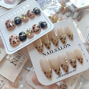 Bộ 10 móng tay giả cao cấp làm thủ công, thiết kế ngẫu nhiên, chất liệu acrylic gel dày, bán sỉ - Product Image 4