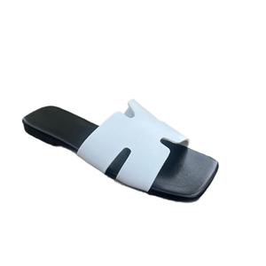 Nouvelles sandales plates décontractées pour femmes avec bride en H, style artisanal, pour l'extérieur et la plage, collection été 2026 - Product Image 1