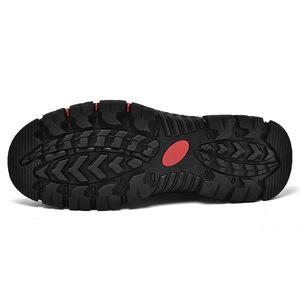 Mocassins pour hommes en cuir PU style rétro britannique, à enfiler, semelle en caoutchouc, doublure en peluche, motif uni, chaussures de conduite décontractées et tendance - Product Image 4
