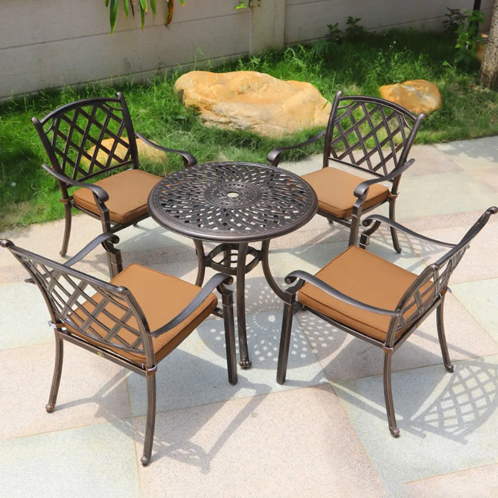 Patio Bộ mây ghế ngoài trời đồ nội thất sân vườn sắt nhà hàng hiện đại Patio ghế và bảng