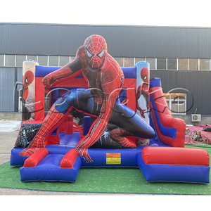 Castello Gonfiabile Commerciale a Tema Supereroe Spiderman con Scivolo d'Acqua e Area Salto - Product Image 3