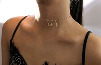 MECYLIFE Collier ras du cou en acier inoxydable plaqué or 18 carats avec ruban latéral, chaîne serpent ronde à nœud, nouveau collier élégant avec nœud papillon