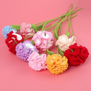 Set 5 Garofani Artificiali In Seta Con Vaso – 15x14 Cm, Realistici, Antisfavillamento – Per Scrivanie, Tavoli E Negozi (rosa Rosso)