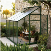 Serre inclinée ROYO moderne à structure en aluminium avec design écologique, étanche et à montage simplifié pour usage domestique et en jardin.