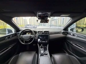 Lynk & Co 02 <span class=keywords><strong>2018</strong></span> 1.5T DCT, versión deportiva usada con volante a la izquierda, estándar de emisiones V de China - Product Image 6