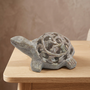 Objet décoratif en pierre savonneuse en forme de tortue - Product Image 1