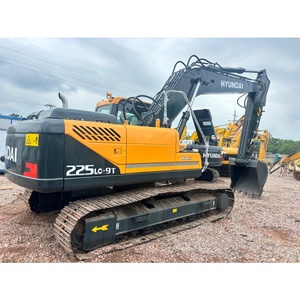 รถขุดฮุนได 225LC-9T มือสอง สภาพดี เครื่องจักรก่อสร้างขนาดกลาง - Product Image 1