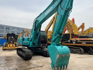 รถขุดขนาดกลาง Kobelco SK200 มือสองพร้อมระบบประหยัดน้ำมันดั้งเดิม ลดการใช้น้ำมันเชื้อเพลิงเพื่อลดต้นทุนการก่อสร้าง มีสินค้าในสต็อก - Product Image 2