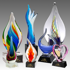 Noble haute qualité en gros Collage coloré soufflé à la main trophée en <span class=keywords><strong>verre</strong></span> d'art personnalisé comme décoration de la maison - Product Image 6