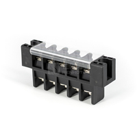 Alimentation du panneau à travers le bornier 4 broches 100A 600V barrière EV connecteur d'alimentation cc haute tension