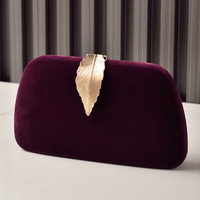 Pochette de soirée en velours pour femme avec chaîne feuille d'or – Sac à main élégant pour mariage et fête