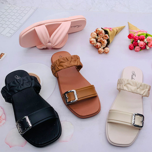 Nuevas Sandalias Planas de Plástico para Mujer, Estilo Casual, Tipo Chanclas - Product Image 3