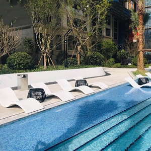 Chaise longue <span class=keywords><strong>de</strong></span> plage d'extérieur avec structure en <span class=keywords><strong>plastique</strong></span> durable, mobilier <span class=keywords><strong>de</strong></span> <span class=keywords><strong>jardin</strong></span> pour hôtel, villa, piscine, cour - Product Image 4
