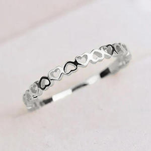 Anello H232 Heart Eternity Band in lega placcata oro 18 carati, unisex, alla moda, idea regalo - Product Image 3