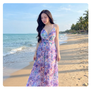 เดรสยาวผ้าชีฟองลายดอกไม้สำหรับผู้หญิง ดีไซน์หรูหรา คอวีลึก สายเดี่ยวพลิ้วไหว เหมาะสำหรับใส่ไปทะเลช่วงฤดูร้อน ขายส่ง - Product Image 1