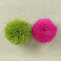 En Stock couleur acrylique matériel 4cm 5cm 6cm pelucheux fil boule vêtement Pom Pom boule pour chapeau Accessoires