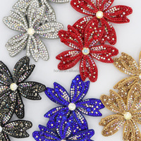 PC091 fait à la main Floral strass perlé appliques fer sur paillettes patchs pour robe chapeau chaussure sac décoration plastique matériau principal