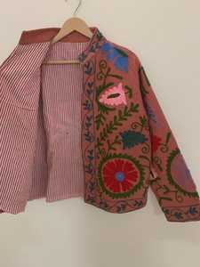 Chaqueta Suzani de Terciopelo Indio Hecha a Mano, Chaqueta Bohemia con Encaje Bordado, Abrigo de Invierno con Botones, Ropa Exterior Étnica para Mujer, Boutique - Product Image 4