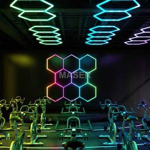 Éclairage intérieur de haute qualité moderne 100V-240V hexagone rvb lumières pour <span class=keywords><strong>Garage</strong></span> Gym salle de jeux 8 grille nid d'abeille lumières - Product Image 4