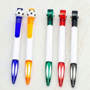 Bolígrafos Personalizados con Forma de Balón de Fútbol - Recuerdos Perfectos para Fiestas de Adolescentes y Accesorios para Diarios - Regalo Personalizado para Aficionados al Fútbol - Product Image 4