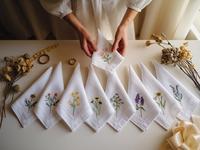 Berbagai Saputangan Linen Berbunga Cocok untuk Pernikahan, Keluarga, dan Restoran, Tahan Lama dan Terbuat dari 100% Linen