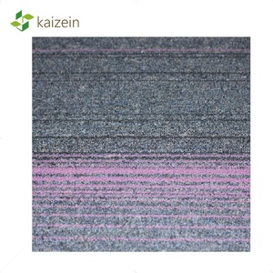 <span class=keywords><strong>Azulejos</strong></span> de alfombra cuadrados universales comerciales de alta calidad, pila de corte de nailon moderna con mechones para uso doméstico y de oración - Product Image 2