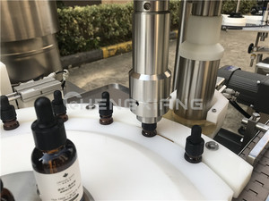 เครื่องบรรจุน้ำมันหอมระเหยแบบอัตโนมัติเต็มรู<span class=keywords><strong>ป</strong></span>แบบพร้อมฝา<span class=keywords><strong>ป</strong></span>ิดสำหรับขวดหยด เครื่องบรรจุและปิดฝาแบบโมโนบล็อกสำหรับเซรั่มบำรุงผิว - Product Image 3