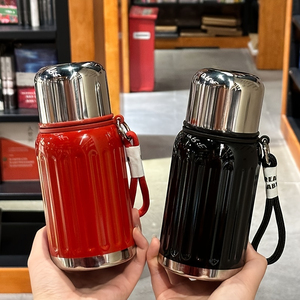 Gobelet isotherme en acier inoxydable 316, mini thermos de poche avec sangle, tasse cadeau - Product Image 1