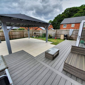 Piastrelle <span class=keywords><strong>per</strong></span> Decking antiscivolo moderne impermeabili in <span class=keywords><strong>legno</strong></span> composito <span class=keywords><strong>per</strong></span> <span class=keywords><strong>Patio</strong></span> esterno <span class=keywords><strong>giardino</strong></span> terrazza spazzolata finitura venatura del <span class=keywords><strong>legno</strong></span> - Product Image 6