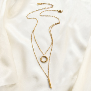 Collier superposé tendance doré à double chaîne avec pendentif géométrique cercle et barre pour usage quotidien - Product Image 2
