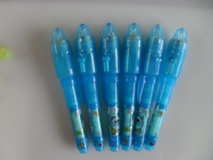 Bolígrafo Secreto Mini OEM con Luz UV, Bolígrafo Invisible, Marcador Textil para Mensajes <span class=keywords><strong>Secretos</strong></span>, Tinta Invisible UV que Desaparece en Tela - Product Image 4