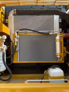 הענק הפלדה של אתרי הבנייה - מחפר קטרפילר 323D: פוגש כל אתגר כבד בקלות - Product Image 4