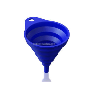 Accesorios de motocicleta embudo de silicona plegable cambio de combustible de aceite tolva plegable YZ65 para Yamaha YZ 65 <span class=keywords><strong>2018</strong></span> - Product Image 1