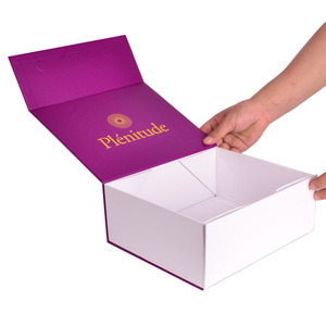 Custom Elegant Luxury Magnetic Closure Folding Paper Gift Boxes For Clothing Shoes Hair Wine Cosmetic Gift Box