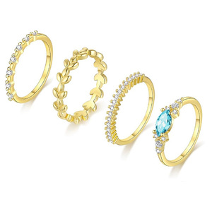 Set di Quattro Anelli Impilabili Geometrici a Foglia Marquise per Donne, Gioielli per Matrimonio e Fidanzamento - Product Image 1