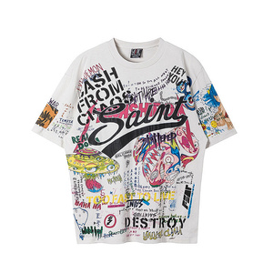 Camiseta de manga corta moderna, elegante, holgada, informal, con estampado de grafiti, versátil, para hombres, mujeres y parejas. - Product Image 1