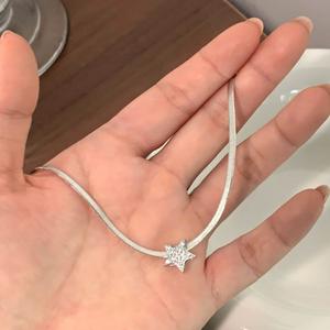 Collar de Plata Pura S925 con Moneda de los Cinco Emperadores, Estilo Chino Versátil, Colgante Fino de Alta Gama, Nueva Llegada - Product Image 1