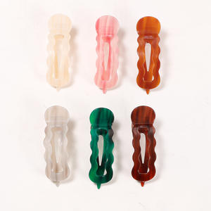 Barrette à cheveux en plastique Goreisi, style européen et américain, design géométrique, simple, pour cheveux rebelles, frange latérale, usage quotidien - Product Image 5